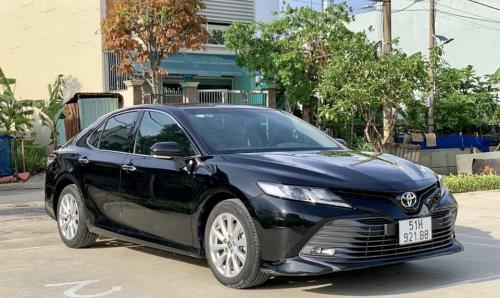 Toyota Camry 2.0 2021