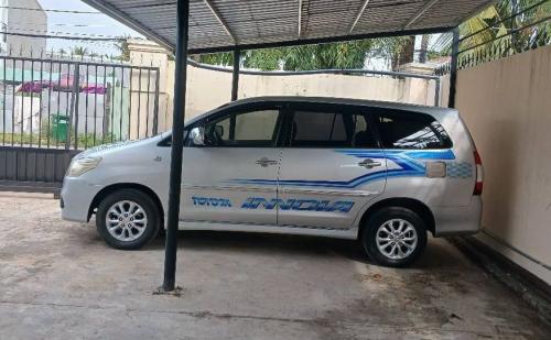 Bán Xe Toyota Innova E 2014 Số sàn