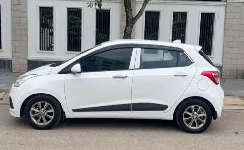 Bán Xe Hyundai i10 2018