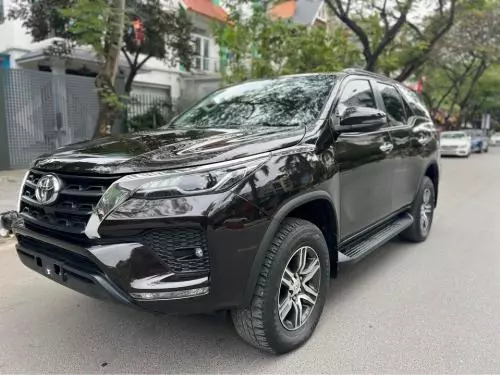 Bán Xe Toyota Fortuner 2.4 AT 2021