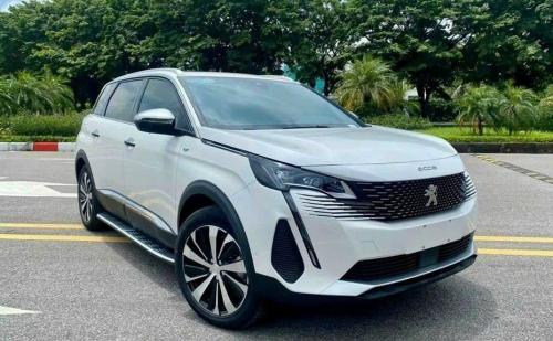 Bán Xe PEUGEOT 5008 GT 2023