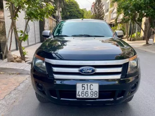 Bán xe Ford Ranger XLS 2015