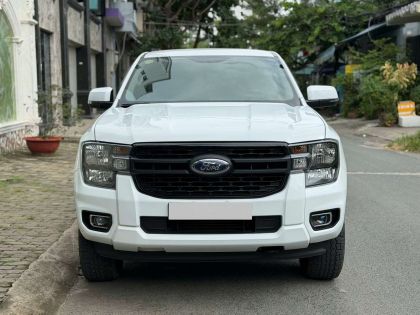 Bán xe Ford Ranger XLS 2.0L 4x2 AT 2023, màu trắng