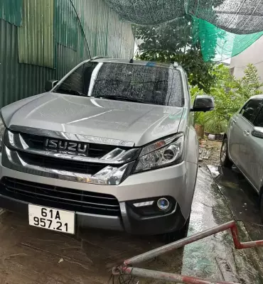 BÁN ISUZU MU-X 2017 – SỐ TỰ ĐỘNG, MÁY DẦU – XE GIA ĐÌNH CHÍNH CHỦ