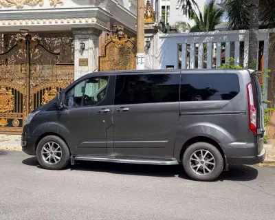 Ford Tourneo Titanium 2.0 AT