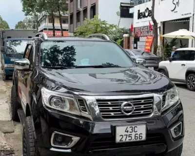 Nissan Navara 2019 tự động form mới