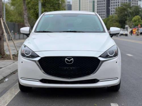 Bán xe Mazda 2 Sport Luxury hatchback 2021, màu trắng.