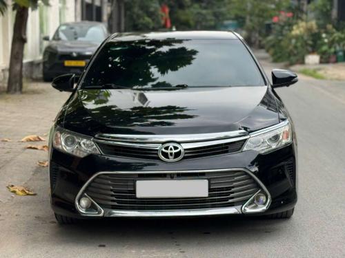 Bán xe Toyota Camry 2.5Q 2016, màu đen
