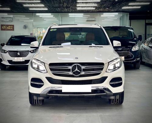 Bán xe Mercedes Benz GLE 400 4Matic 2017, màu trắng