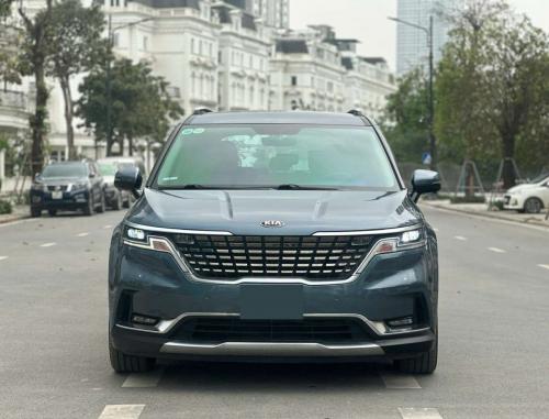 Bán xe Kia Carnival Premium 2.2D 8S 2022, màu xanh