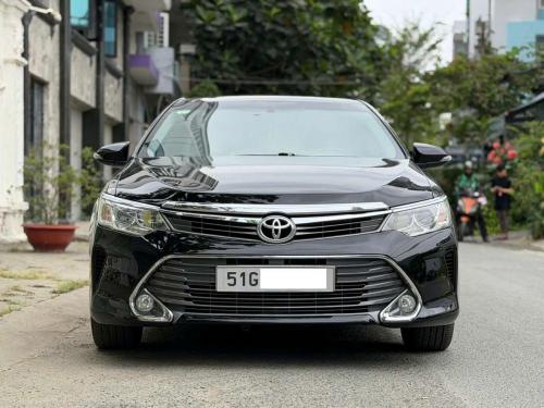 Bán xe Toyota Camry 2.5Q 2017, màu đen