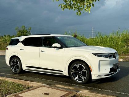 Vinfast VF9 Plus 2025 bản 6 ghế siêu lướt 2000km