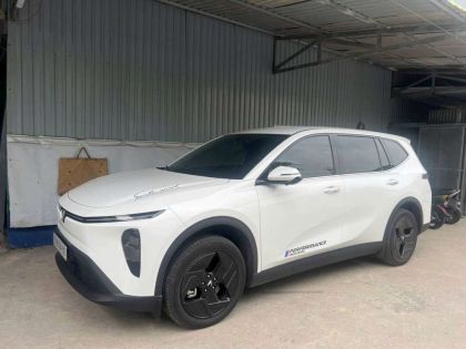 Cho thuê xe Vinfast MPV7 tại HCM