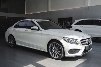 Mercedes C300 AMG 2018 Full Options