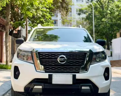NISSAN NAVARA EL 4X2 AT 2023