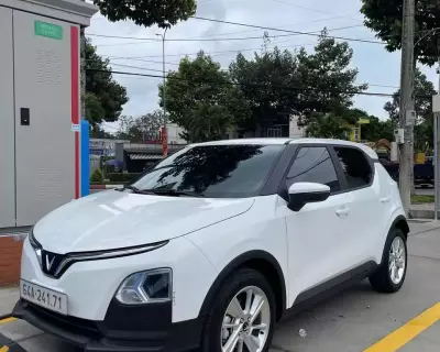 Cho thuê xe Vinfast VF5 Plus tại Vĩnh Long