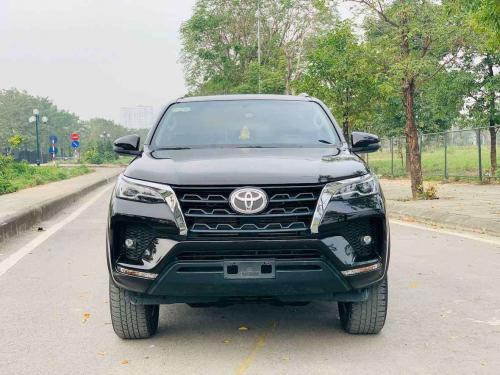 Bán xe  Fortuner máy dầu 2020 model 2021 8v 
