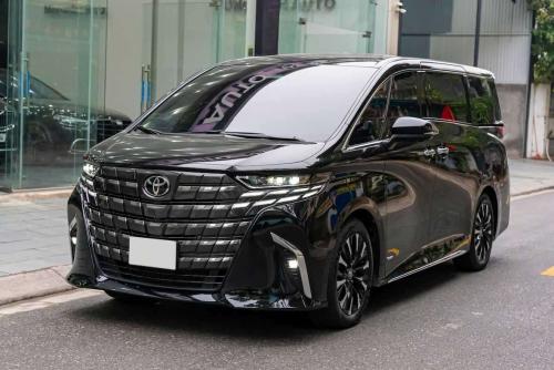 Toyota Alphard Executive Lounge 2024
