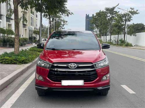 Toyota Innova Venturer 2020