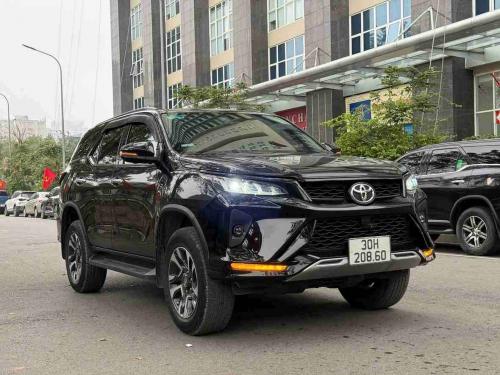  Toyota Fortuner 2.4AT Legender 2021