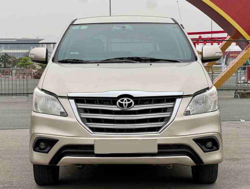 Bán xe Toyota Innova G 2.0 AT 2015
