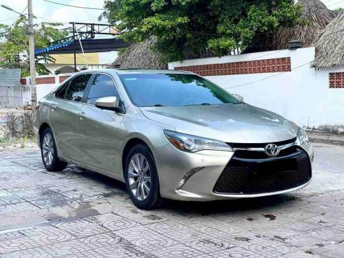 Bán xe Toyota Camry SE 2015