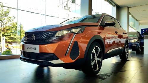   PEUGEOT 3008 Premium , giá xe : 989.000.000
