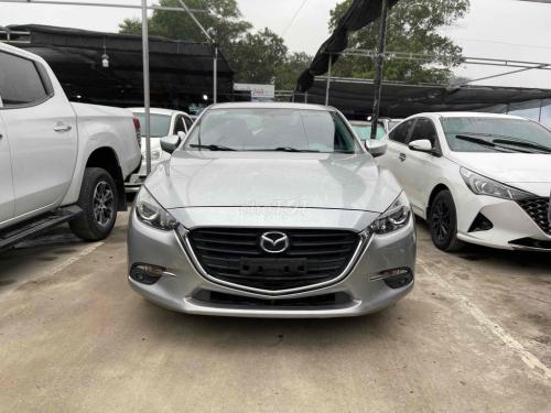 Cần Bán Mazda 3 2017 số tự động, phanh tay điện tu