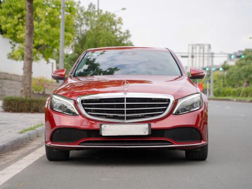 Bán C200 Exclusive đỏ 2.0 2021 siêu hot giá 999
