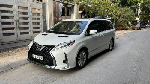 Bán Xe Toyota Sienna 2012