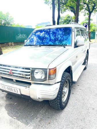 BÁN MITSUBISHI PAJERO V33 – ĐỜI 2000