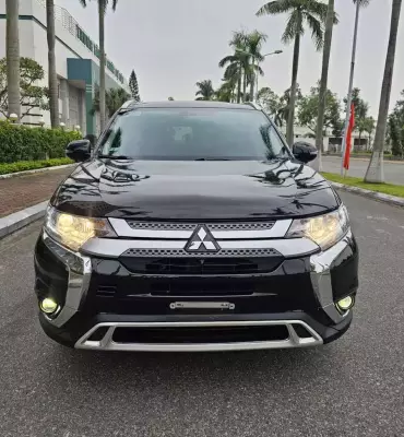 Mitsubishi Outlander 2.0 CVT 2021 – 7 chỗ – Giá 535 triệu