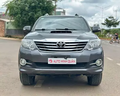 TOYOTA FORTUNER 2016 – MÁY DẦU 2.5 MT (SỐ SÀN) 