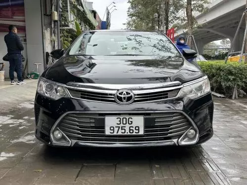  CẦN BÁN TOYOTA CAMRY 2.0E MODEL 2017 SIÊU MỚI