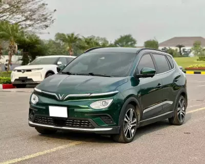 Cho thuê xe Vinfast VF e34 tại Bình Dương