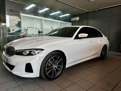 Bán 320i -2025 lướt 3000 km 