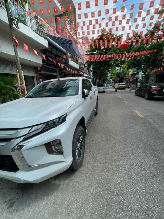 Triton 1 cầu số tự động bản full Premium 2020