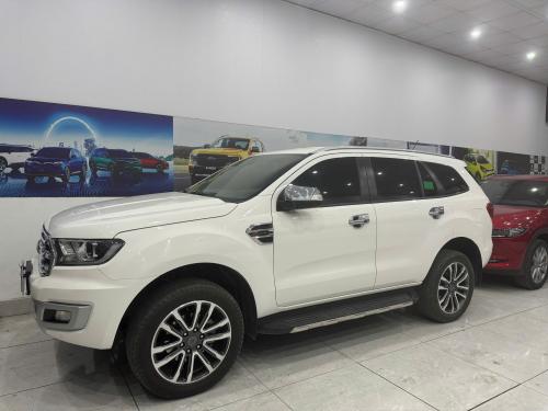 Chính chủ bán xe Ford Everset titanium một cầu sx 2020 form 2021
