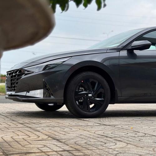  Cần bán nhanh – Hyundai Elantra 1.6 Đặc Biệt 2025 – Mới 99% | Odo 800km | Xe còn thơm mùi mới