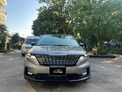 Kia caniva