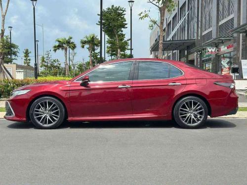 Bán xe Camry 2.5Q 2023