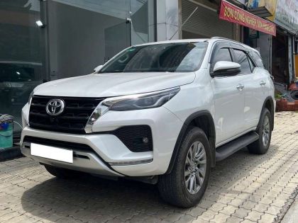 Toyota Fortuner 2.7V 4x4 2024