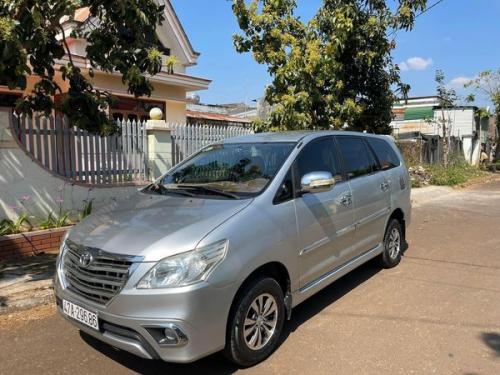 Bán Xe Toyota Inova 2012