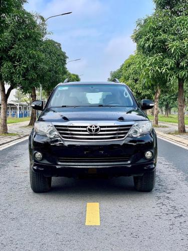 Toyota_ Fortuner_2.7V