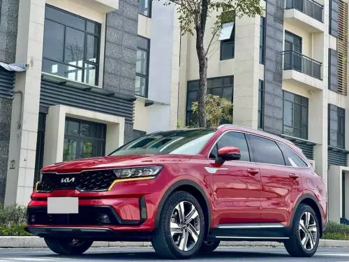 Sorento 2.5AT 2 cầu 2022