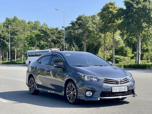 Toyota Corolla Altis 2.0V 2015 