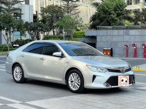 Toyota Camry 2.0 sx 2017