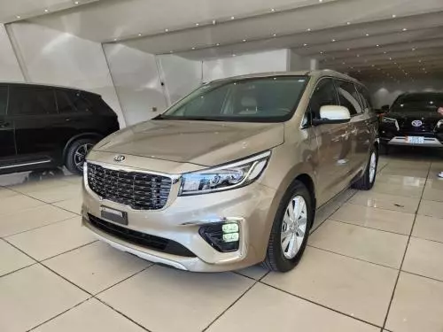 Kia Sedona Dầu Phun 2020