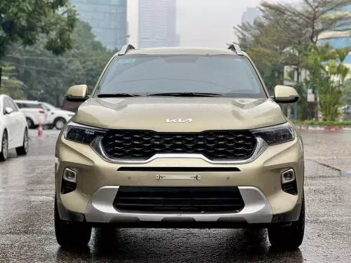  Kia Sonet 1.5AT Luxury
