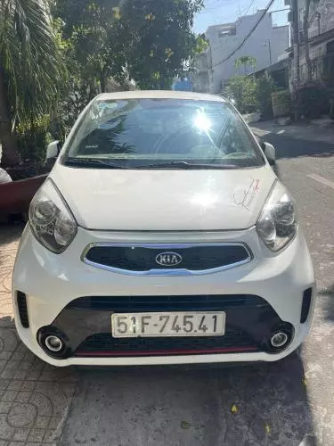 Kia moring 2016